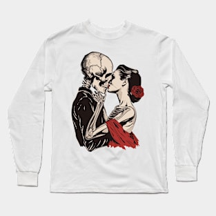 Skeleton Love Woman Kiss of Death Vintage Long Sleeve T-Shirt